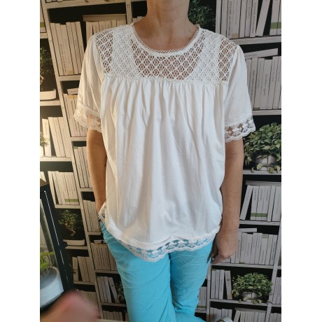 Chemise broderie blanche